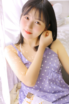 《年轻女教师